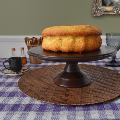 Boleira de Madeira - Vitoriana com bolo