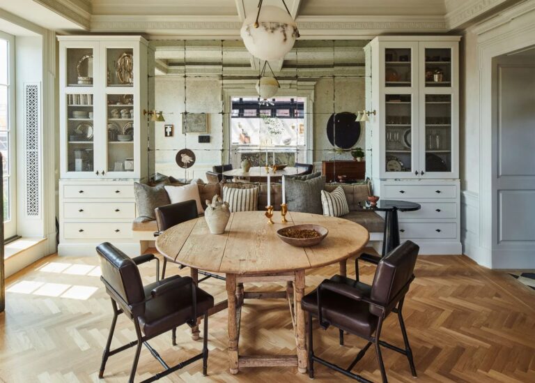 Espelhos Envelhecidos: uma tendência que vai trazer o vintage para a sua decoração.